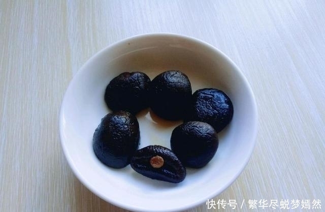 补气|此物被称作“天然黄体酮”,配上鸭血适合女人吃,养血补气还护肤