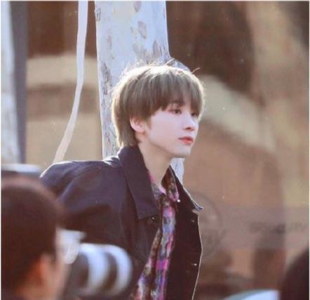 何屹繁 选手都觉得可怜《青3》学员或将出道,那已经落后INTO1好多的他们