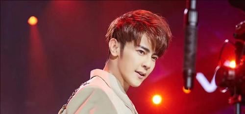 龚俊|龚俊告别《中餐厅5》，顶流之后，为什么是檀健次“接班”？