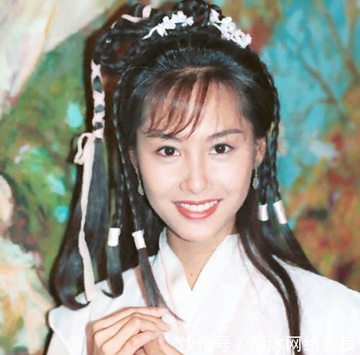 金庸笔下的冷血少女,咋就成了第一女侠?两个男人影响了她一生