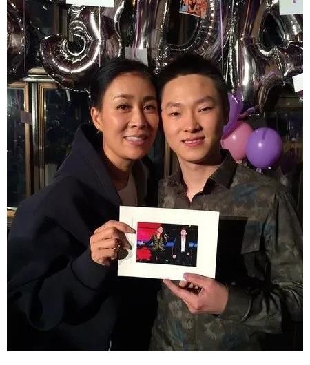 那英：真誠颯爽做自己，人生不設(shè)限