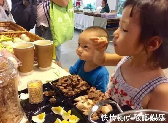 辣条|孩子在被“催熟”零食影响，这些零食上了“黑名单”，家长要注意