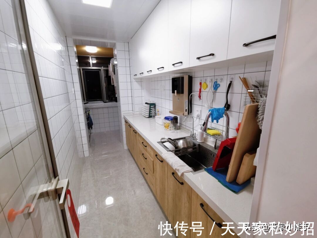 卫生间|这是我见过最极简的装修,全屋大白墙,不做吊顶,一家三口很幸福