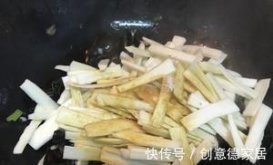 健康菜谱，茭白炒木耳，简单美味，营养丰富，爽口又下饭，吃不够