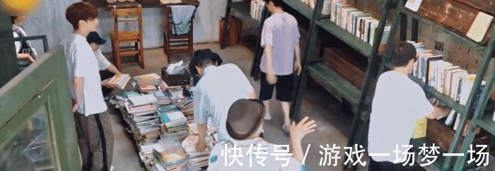 嘉賓們|張藝興外面招呼小朋友,意外碰巧遇到了“吳亦凡”,表情十分好笑