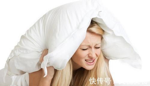 睡眠|天然“安眠药”被发现了,家中备1物泡水喝,养心安神,赶走悄悄