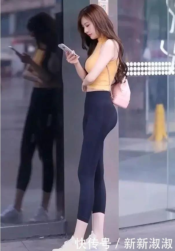 今夏才“火”的打底裤,显瘦又时髦,体验别样的美