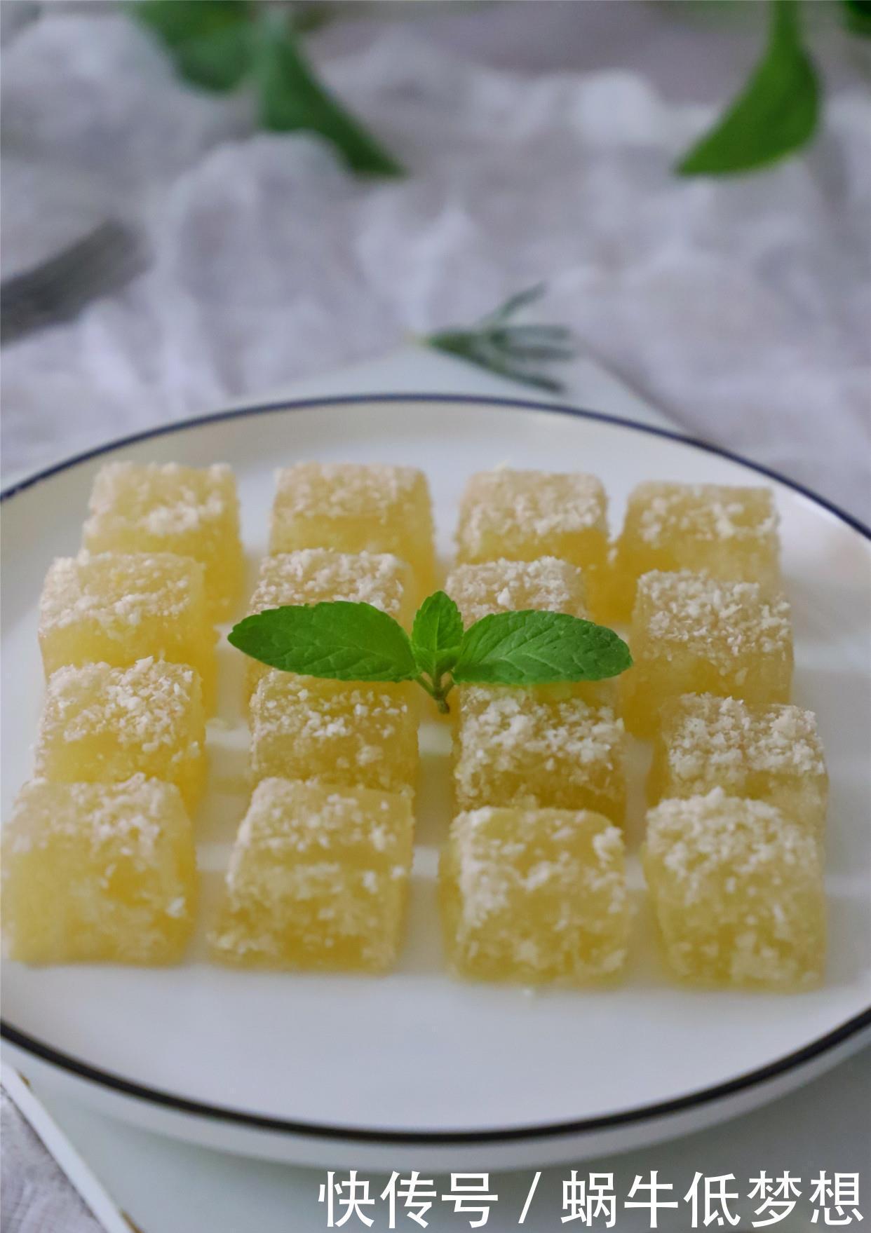 正当|秋冬，雪梨正当季，用来做成小糕点，入口即化，好吃不上火