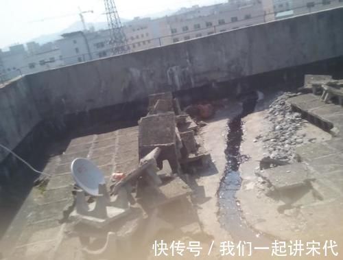 最高处|楼顶漏水怎么办?记住这5种材料的不同,维修楼顶更容易