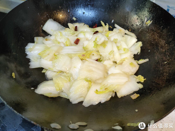 帮子|炒白菜，什么时候放醋是关键，顺序弄对了，脆爽好吃不出汤