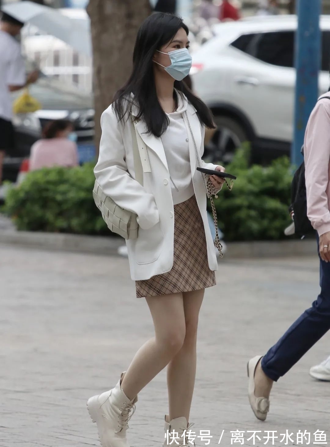 a495","r":"d45d97c058c19075","rawurl":"http://zm.news.so.com/9dd2f574d7189c453a43b2a58cdf75b9","recalltag":"__0__1972","recalltype":"channel","refer":"","requestid":"9d297ba623c96aa86720106e1d841ec4:9530adc11