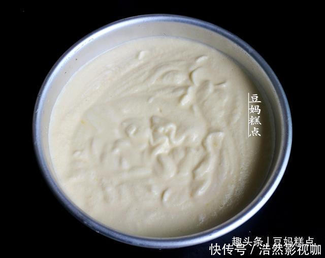 这个蛋糕方子,我家隔3差5做,当早餐太赞了,入口又软又润