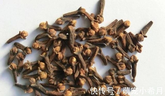 确诊|45岁男子确诊胃癌离世,生前不沾烟酒,却把这1种“素菜”当“饭”吃
