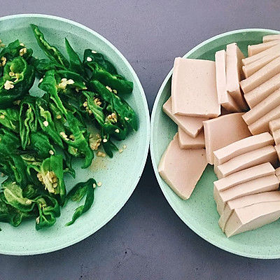 千叶豆腐炒辣椒