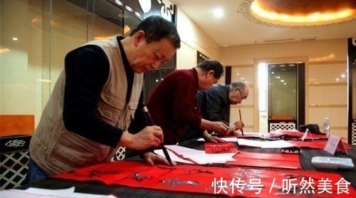 读音&历史上最“古怪”的对联,上联和下联一字不差,能读懂的都是大师