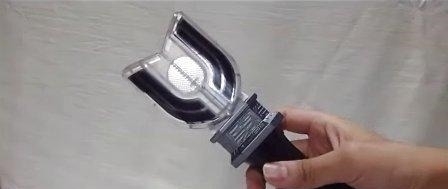 雷欧奥特曼|盘点奥特曼中最奇葩的变身器,迪迦是闪光棒,赛罗是眼镜!