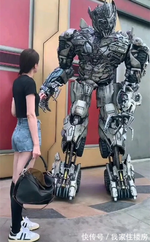 新房|国庆假期全国楼市怎么样?深圳仅成交4套、天津有项目直降40万!