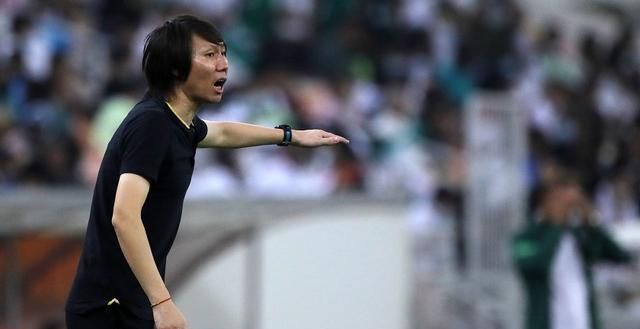 國足|李鐵有8家公司，中超16隊(duì)欠薪統(tǒng)計(jì)出爐，魯能否奪雙冠在于足協(xié)杯