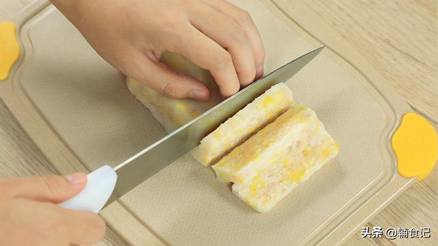 玉米粒|秋季给孩子穿衣,记住这4个“穿衣法则”,感冒生病少一半