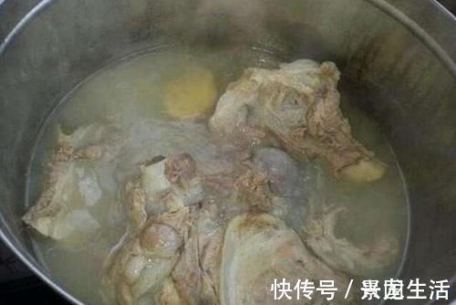 长高高|“多喝骨头汤,补钙长高高”,奶奶给孙子补身体,被医生吐槽无知