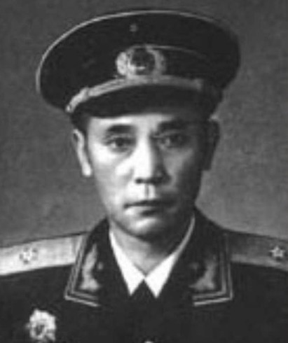 医生|他是猛将,比王近山更猛,中9弹负伤7次,转移时亲自用担架抬伤员