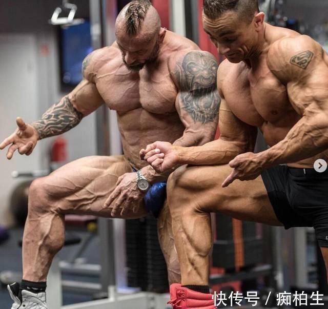 肌肉男|肌肉男执迷于低体脂，只有5%体脂青筋暴突，吃生牛肉太野性！