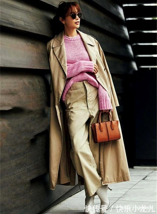 女人|想让整个秋季时髦起来,风衣穿法得有新点子,这样才能更时尚
