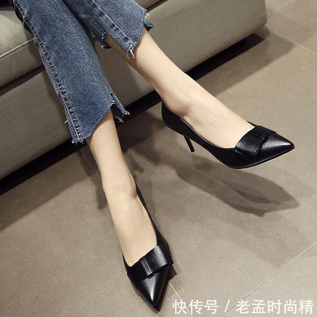 女鞋|别致精美的尖头细跟高跟鞋,让女神穿搭更有气场