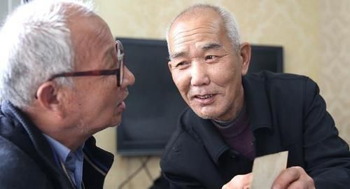 好心情|百岁老人的长寿秘诀:睡眠质量排最后,排第一的让多数人意外