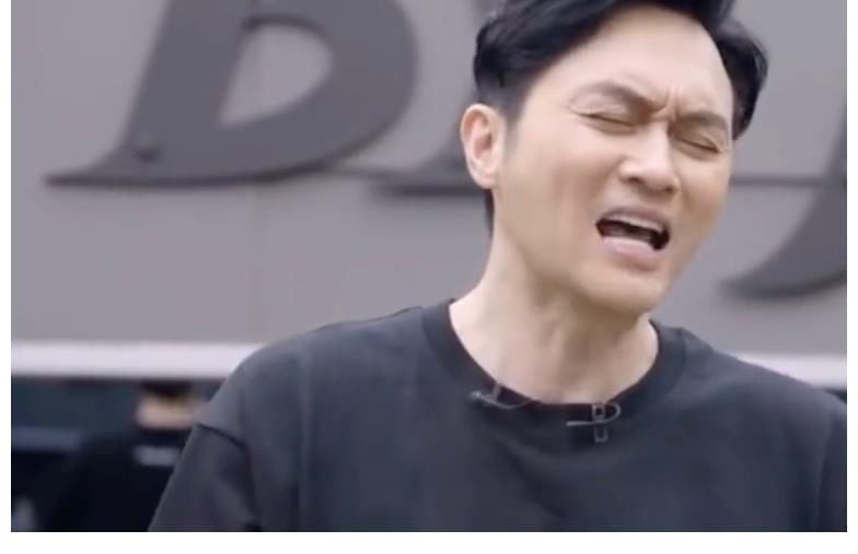 自爆|张智霖接受节目采访时，自爆身体状况不太好，打算退圈做自己