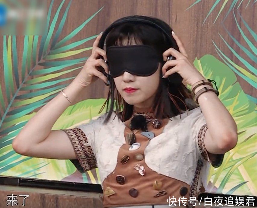 划水|还说杨颖录综艺划水?宋雨琦上场挑战时,她在旁边的举动备受好评