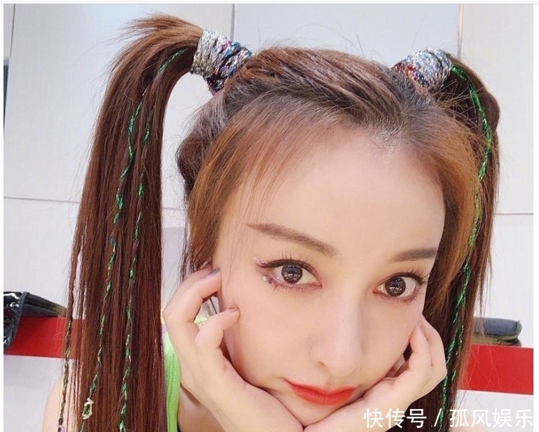 吴昕录节目痛哭,自责拖累妈妈被待定,若离开快本,她发展会怎样