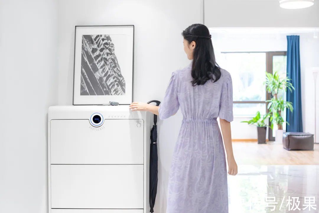 紫外线|根元Footies智能鞋柜体验:紫外线+臭氧,除味、杀菌养护新鞋