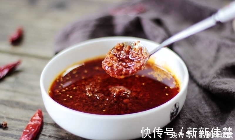 香砂仁|30年大厨五星辣椒油：辣椒有讲究，油更有讲究，又红又香又不糊！