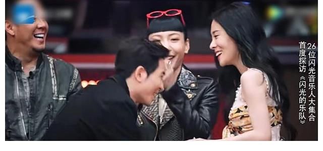 《閃光的樂(lè)隊(duì)》張碧晨對(duì)蕭敬騰的態(tài)度，有點(diǎn)耐人尋味