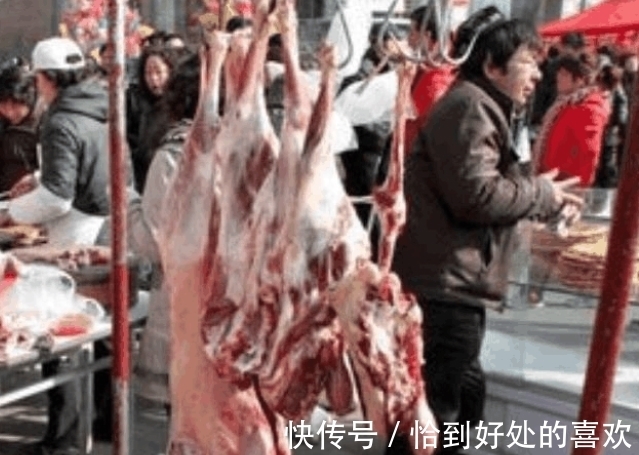 摊位|为什么猪肉要摆着卖, 而牛羊肉却挂着卖？看完涨知识了