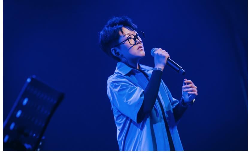 不知所措|孙楠曾翻唱的《善变》原唱,王靖雯是如何,从奶茶店小妹到歌手?