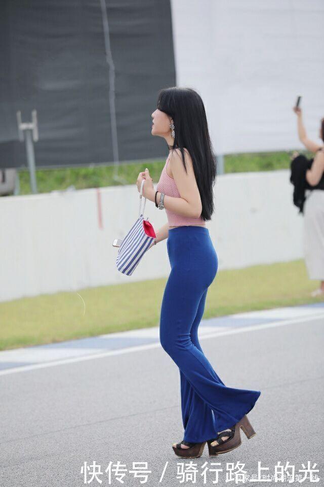 自从有了“托腹裤”,时髦又修身,再也不用为“水桶腰”发愁了!