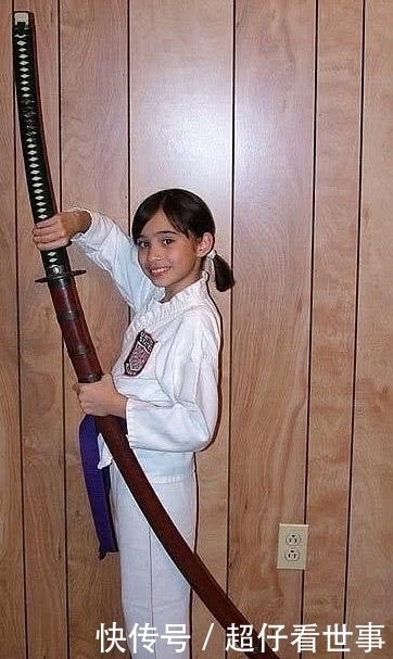 难道|一把神秘的巨型日本刀长4米重150斤,日本古代难道有巨人