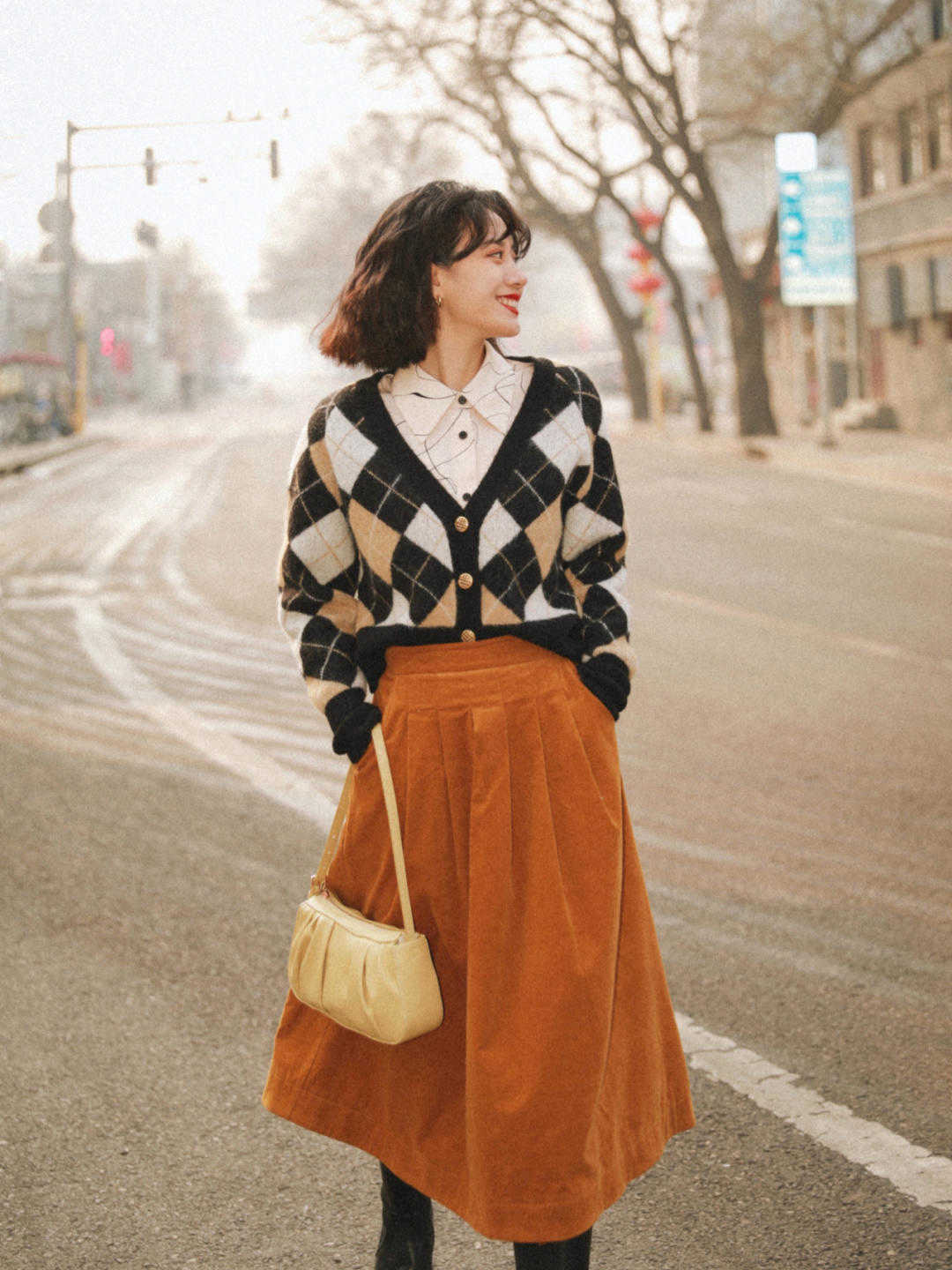 穿搭|女生多大都别忘了打扮自己,40+这样穿也很美的,简约又很高级