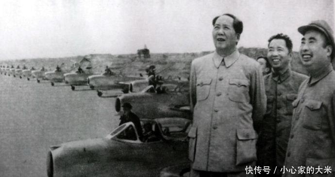 刘亚楼|刘亚楼当了司令回乡探亲,养父提了一个小要求,他却说爱莫能助