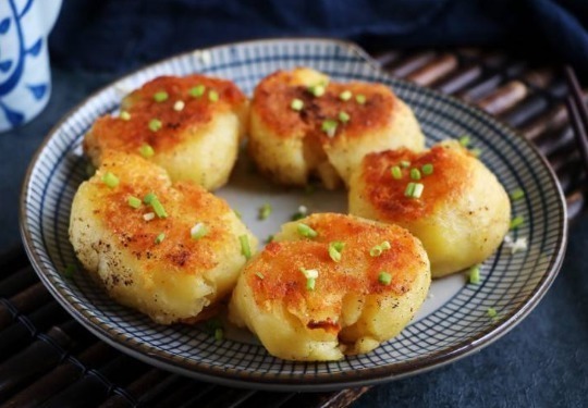 食物|米饭二次加热“致癌”医生常见的3种食物,最好还是别加热