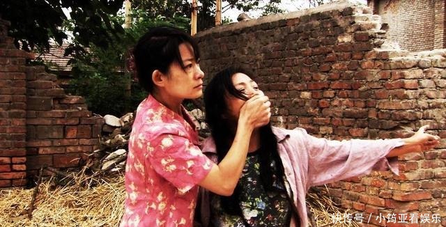 《石榴树上结樱桃》:最会讲笑话的作家,写下这本黑色幽默