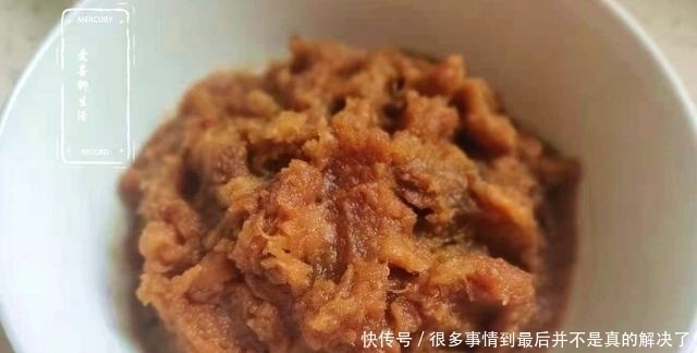 两勺糯米粉一把大红枣，做出夹心枣泥糕，香甜软糯，比面包还好吃