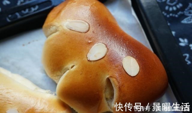 风靡了一个多世纪的日式红豆面包，制作如此简单，松松软软真好吃