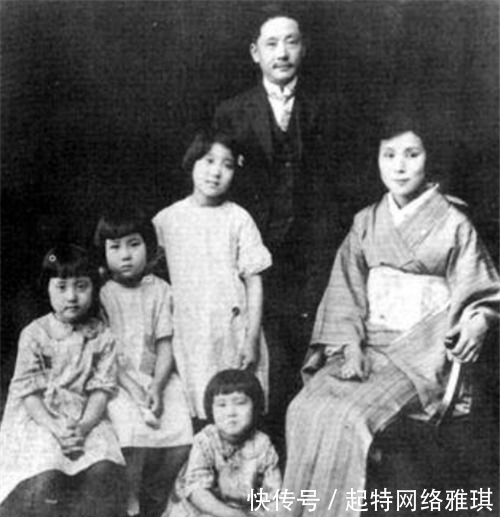 丈夫$妻子在整理丈夫的遗物时,意外发现一封信,看完后却选择离开人世