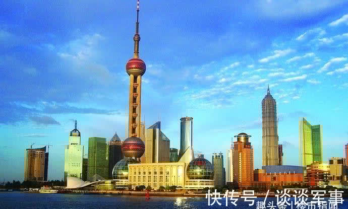买房|楼市“紧箍咒”收紧,大城市有房3折卖,2022年后还能买房吗?