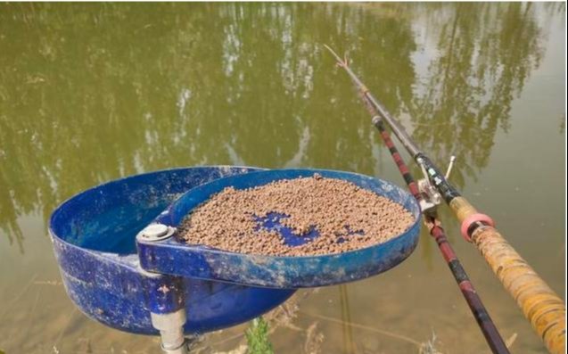 钓鱼空军不用愁，学会我这四种遛鱼技巧，遇到大鱼再不会切线了