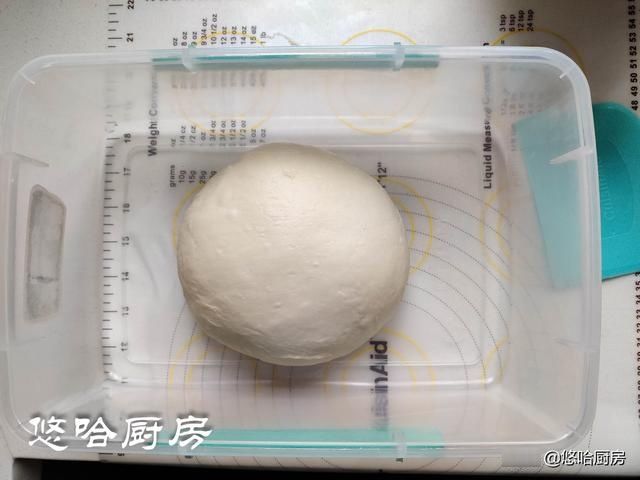 柔软香甜的紫薯奶酪面包，换个造型让人眼前一亮，做早餐真棒