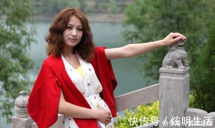 汉字|上联 “好女子门口问, 何人可嫁 ”, 下联太经典了